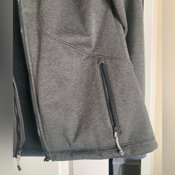 Under armour grey jacket - Picture 4 of 7
